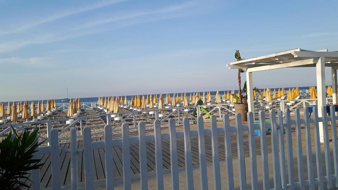 Home Beach Mondello Galatea 外观 照片